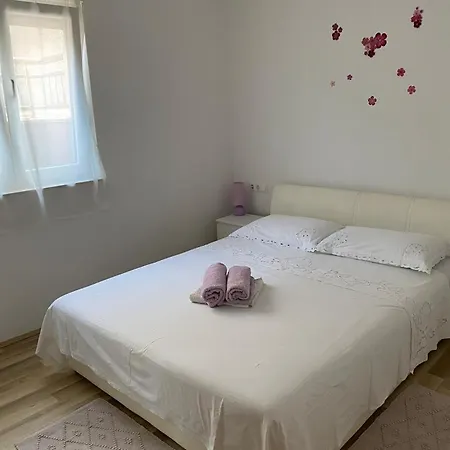 Dina Apartman Trogir Kültér fotó