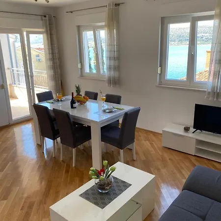 Dina Apartman Trogir Kültér fotó